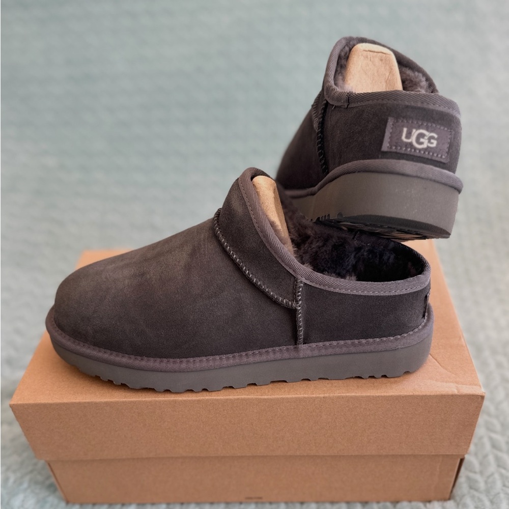 UGG Women's Gray Slippers